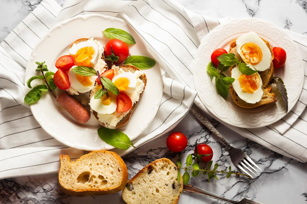 egg-heart-eat